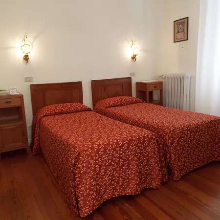 Canali, Portofino Coast 4*