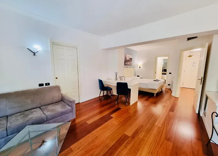 Canali, Portofino Coast 4*