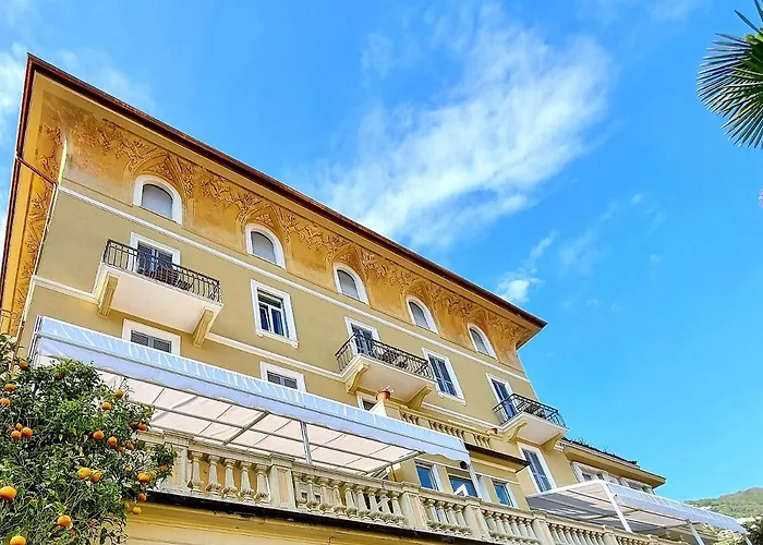 Canali, Portofino Coast 4*