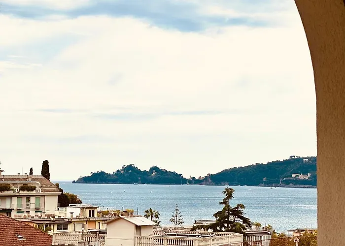 Canali, Portofino Coast 4*